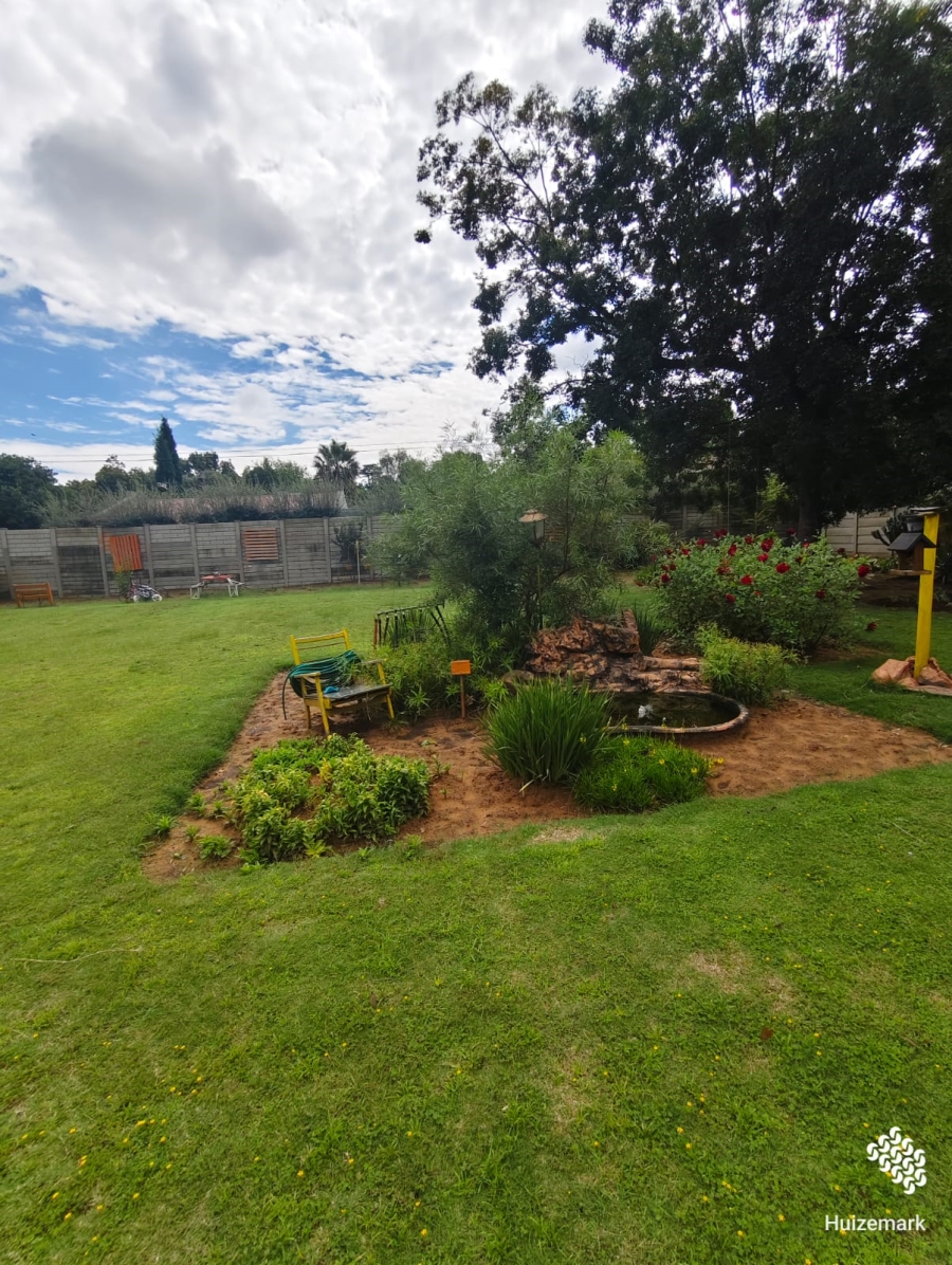 5 Bedroom Property for Sale in Sasolburg Ext 4 Free State